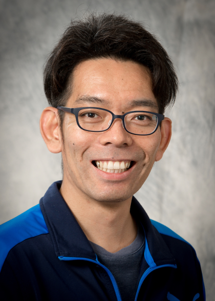 photo of Toshi Kawate